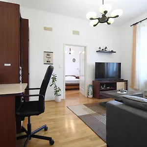https://apartment-porin.hotelinzadar.com
